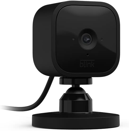 Blink Mini - Compact indoor plug-in smart security camera, 1080p HD video, night vision, motion detection, two-way audio, easy set up, Works with Alexa – 1 camera (White)